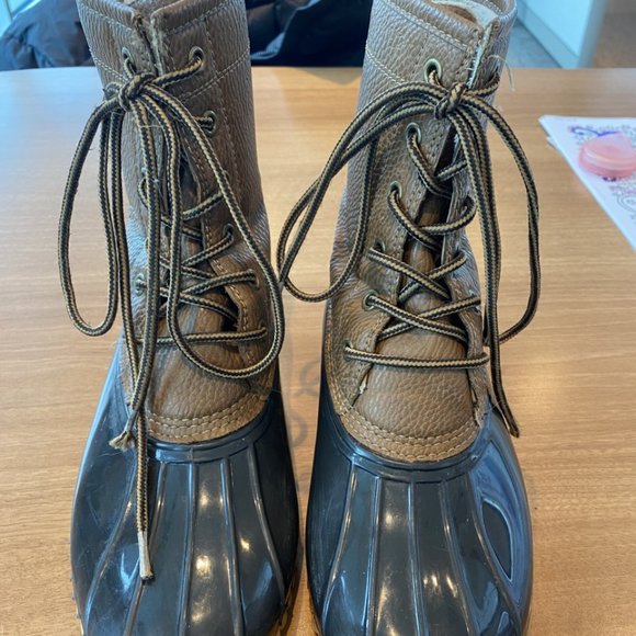 sporto duck boots price